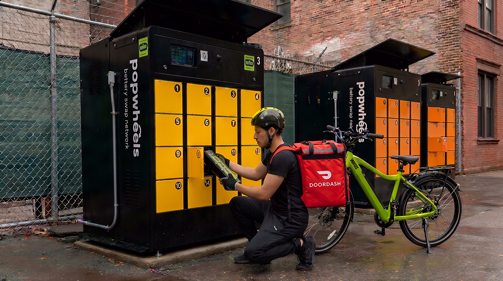 DoorDash rider with a Whizz Storm-2 e-bike